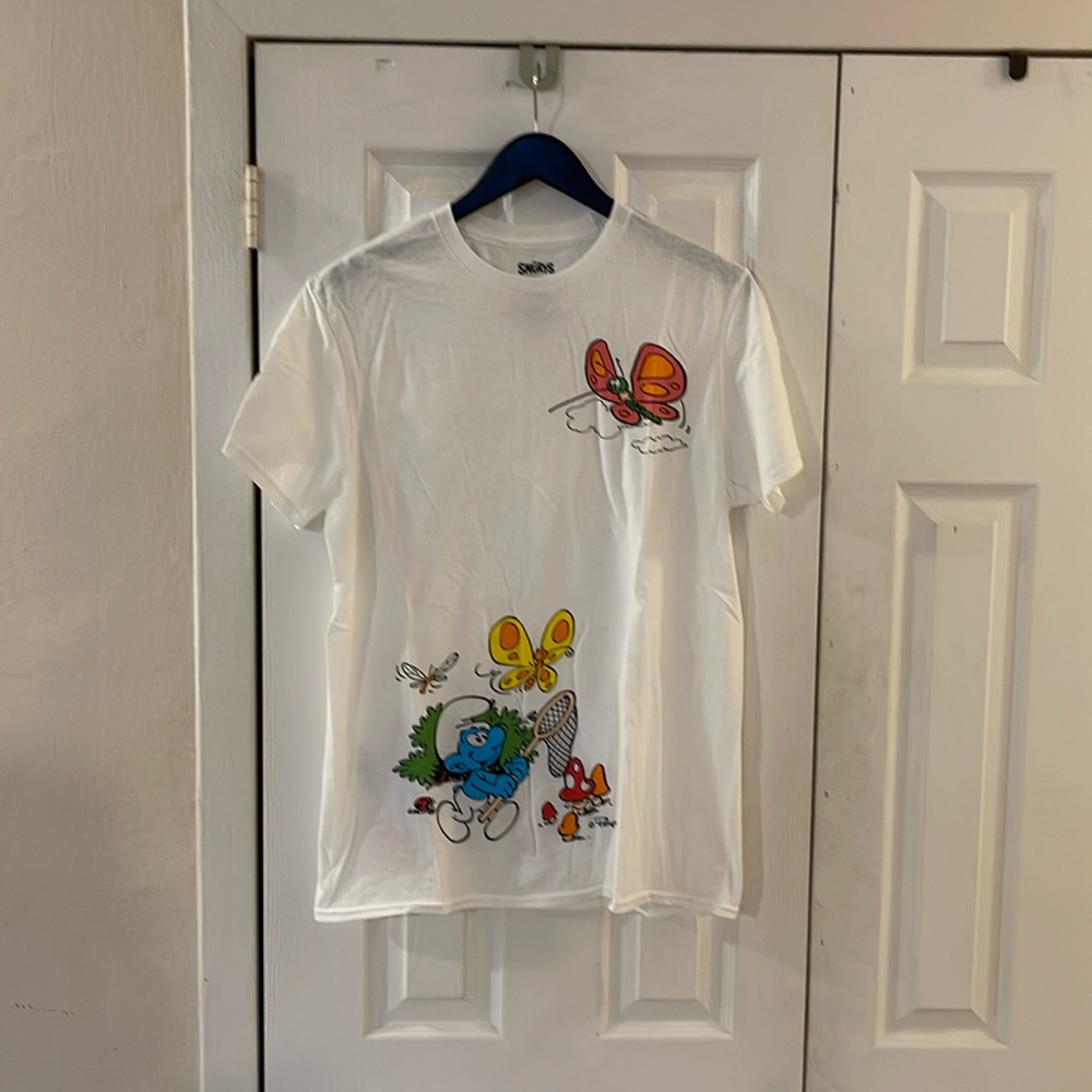 The Smurfs double sided t shirt size medium in white